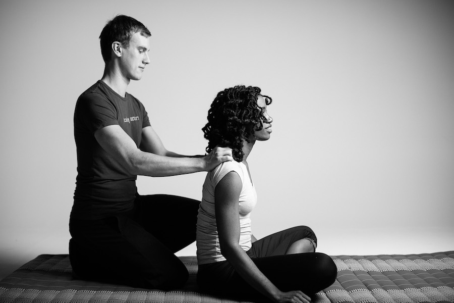 Drew Hume thai massage story
